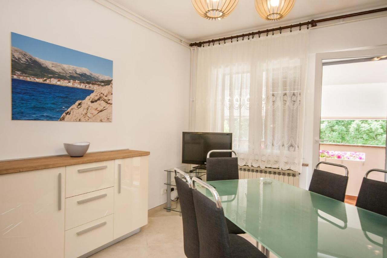Apartments Surfinia Baška Exterior foto